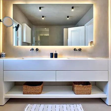 In Paros, Greece * Páros